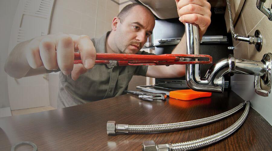 Professional same day plumber in Bay Pines, FL